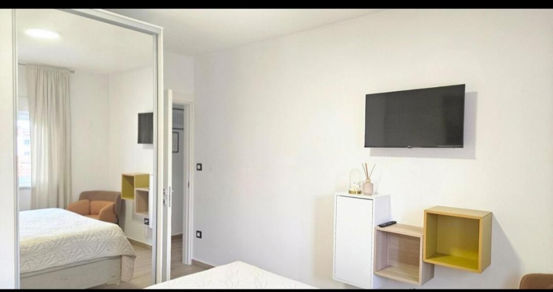 Eximius Apartment Pula Exterior photo